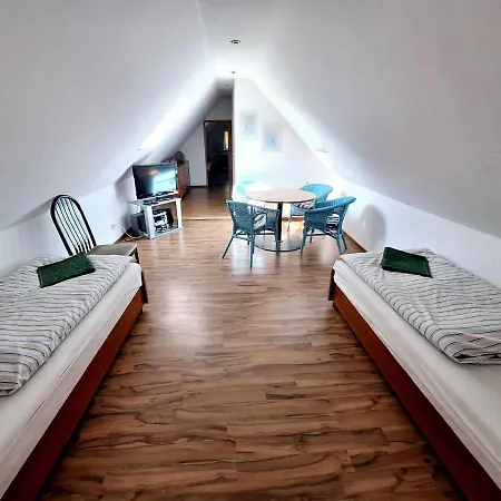 Michalowa Zagroda Пеховице